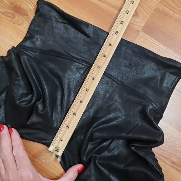 SPANX | Faux Leather Moto Leggings High Rise Quilted - Picture 9 of 13